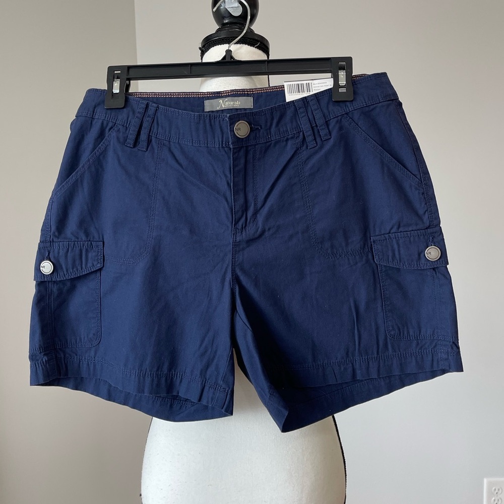Natural Reflections new with tag navy cargo shorts size 8 gorpcore camp outdoors